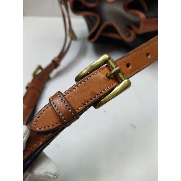 Dooney & Bourke Black Pebbled Leather Drawstring Buckle Shoulder Bag - Vintage - Picture 6 of 14